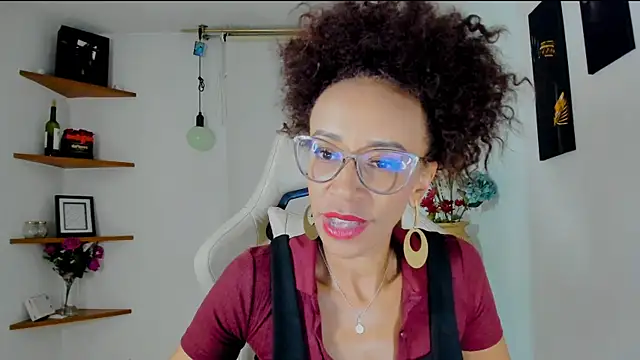 Snapshot of ScarlettMalbec chatting on 01-11-25, 12:22 ScarlettMalbec online show from 01-11-25, 12:22
