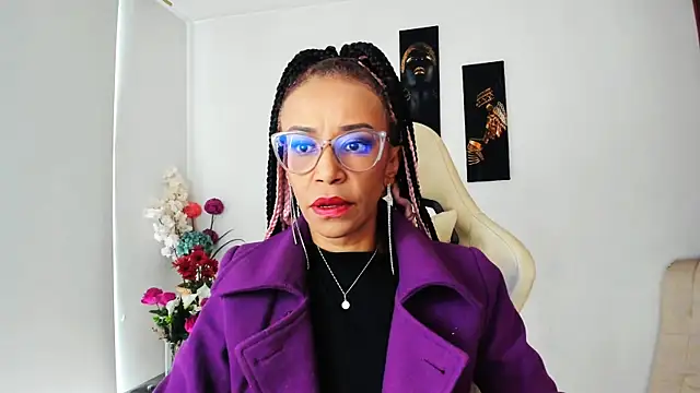 Snapshot of ScarlettMalbec chatting on 02-15-25, 08:34 ScarlettMalbec online show from 02-15-25, 08:34