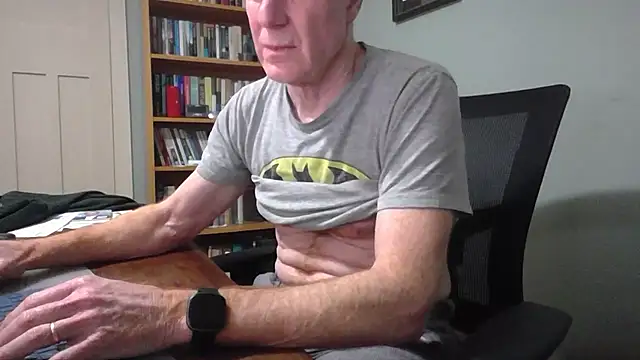 jiggy77777 online show from 06-10-26, 03:52
