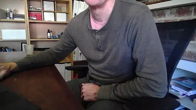 jiggy77777 online show from 03-17-25, 10:19