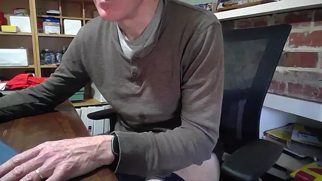 jiggy77777 online show from 09-17-25, 10:56