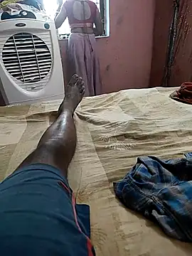 COUPLLE VILLAGE online show from 10-07-25, 02:23