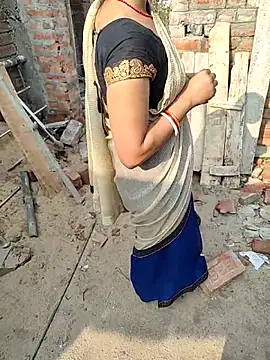 COUPLLE VILLAGE online show from 02-21-26, 03:30