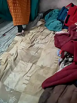 COUPLLE VILLAGE online show from 12-03-25, 02:45