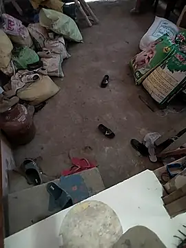 COUPLLE VILLAGE online show from 12-20-25, 03:09