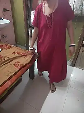 COUPLLE VILLAGE online show from 07-30-26, 01:48