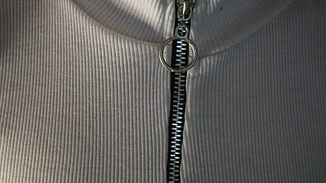 -AyeshaSinghania- online show from 12-19-25, 09:55