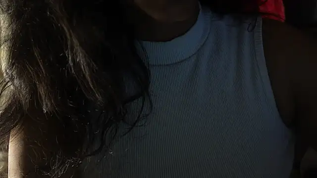 Snapshot of -AyeshaSinghania- chatting on 09-23-25, 10:22 -AyeshaSinghania- online show from 09-23-25, 10:22