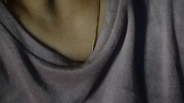 Snapshot of -AyeshaSinghania- chatting on 02-06-25, 05:51 -AyeshaSinghania- online show from 02-06-25, 05:51