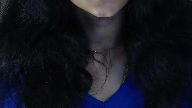 Snapshot of -AyeshaSinghania- chatting on 09-22-25, 11:05 -AyeshaSinghania- online show from 09-22-25, 11:05