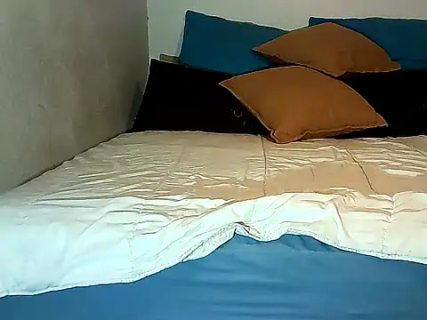 Yardie bone online show from 02-08-25, 04:46