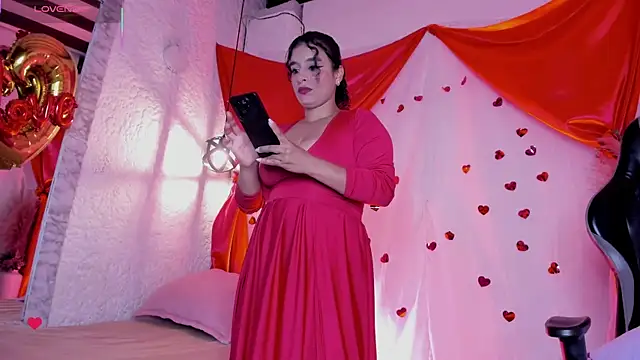 Snapshot of Alizon_1 chatting on 02-14-26, 05:57 Alizon 1 online show from 02-14-26, 05:57