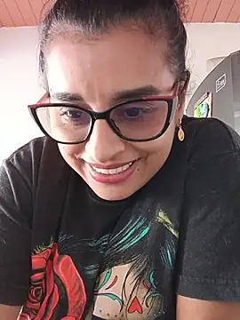 Snapshot of Alizon_1 chatting on 07-17-26, 05:54 Alizon 1 online show from 07-17-26, 05:54