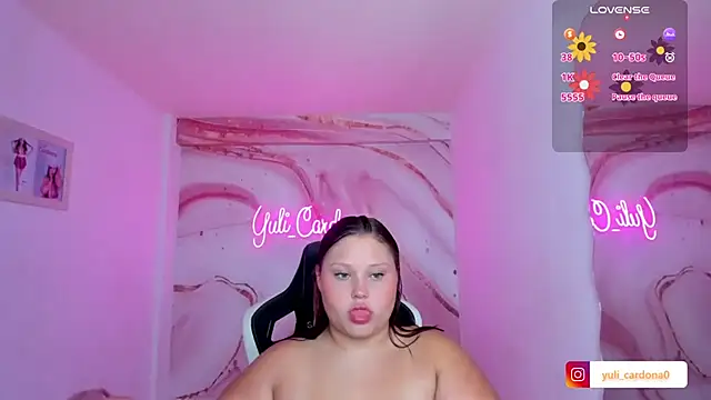 Snapshot of YuliCardona_ chatting on 02-05-26, 04:58 YuliCardona online show from 02-05-26, 04:58