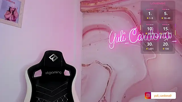 YuliCardona  online show from 12-20-25, 10:56