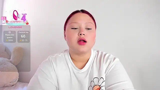 YuliCardona  online show from 09-22-25, 03:40