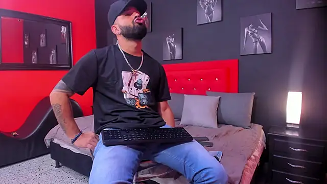 Thiagogomez online show from 10-30-25, 12:25