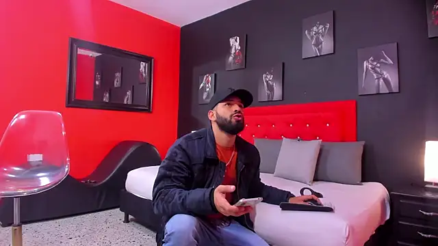 Thiagogomez online show from 11-08-25, 12:52