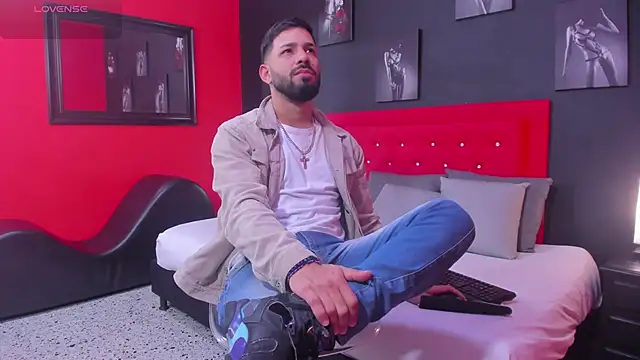 Thiagogomez online show from 12-18-25, 12:20