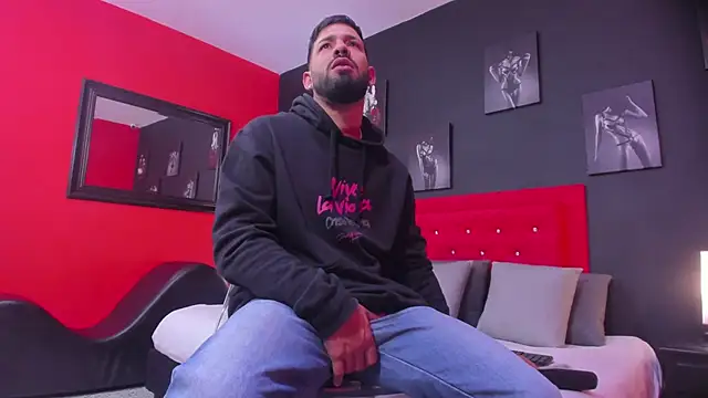 Thiagogomez online show from 12-17-25, 12:32