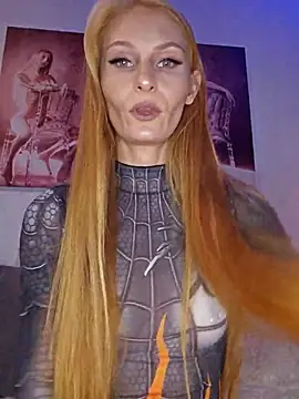 LessiaMia online show from 11-18-25, 03:37