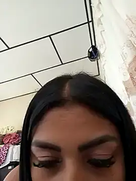 ViolettAndCandy online show from 12-27-24, 09:22