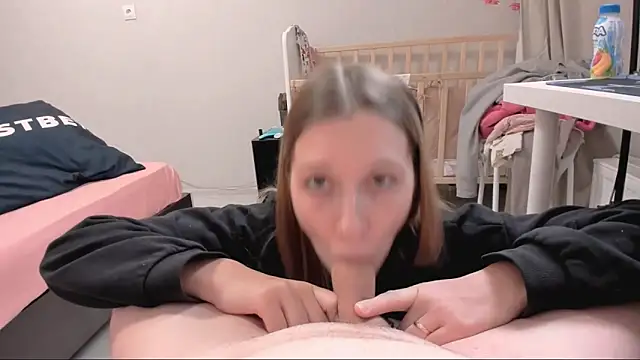 Snapshot of OliviaLukas chatting on 03-03-26, 02:57 OliviaLukas online show from 03-03-26, 02:57