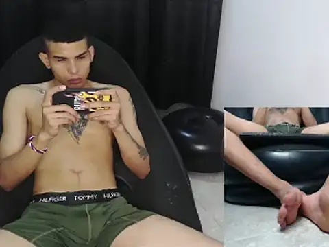 hot king20 online show from 02-19-25, 06:54