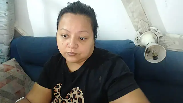 jennyferloopez online show from 02-12-26, 11:43