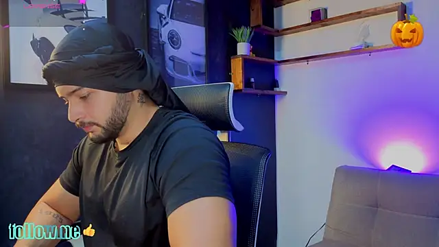 Andrew Brown online show from 11-04-25, 04:22