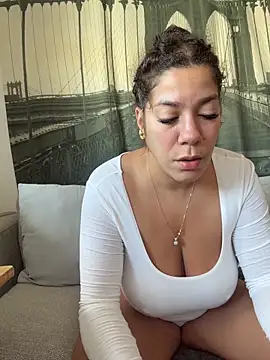 Bigbuttbrooklynn online show from 03-22-26, 05:47