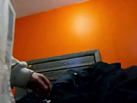 Hydro-Blastz online show from 12-18-25, 03:38