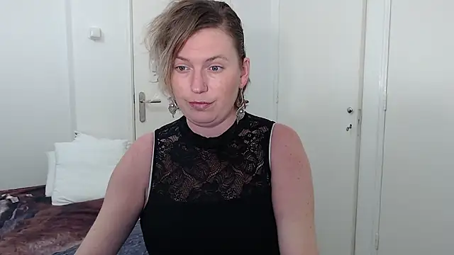 Snapshot of cumfun chatting on 02-13-26, 01:55 cumfun online show from 02-13-26, 01:55