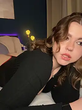 VictoriaLaFleur online show from 03-25-26, 09:24