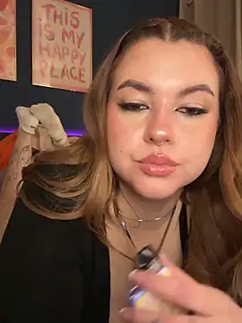 VictoriaLaFleur online show from 05-17-26, 08:20