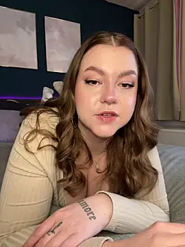 VictoriaLaFleur online show from 02-18-26, 01:18