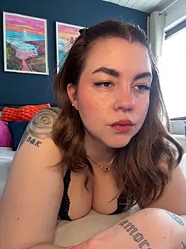VictoriaLaFleur online show from 02-21-25, 01:44