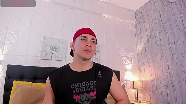 JUANDIAMONDS98 online show from 11-21-25, 01:32