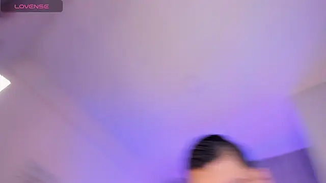 Snapshot of JUANDIAMONDS98 chatting on 01-19-26, 01:48 JUANDIAMONDS98 online show from 01-19-26, 01:48