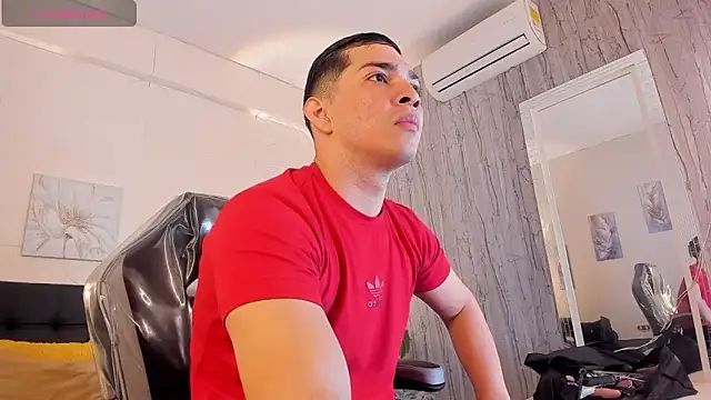 JUANDIAMONDS98 online show from 11-30-25, 01:56