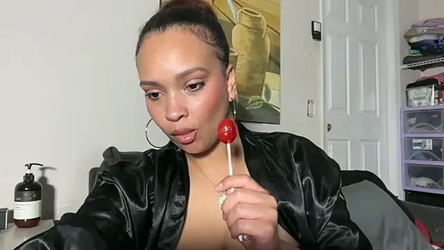 SashaEstrella online show from 01-15-26, 06:39