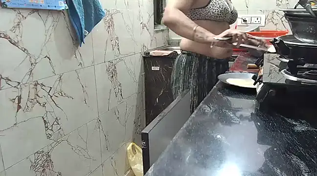 Snapshot of bhabhisexxy_880 chatting on 03-16-25, 06:20 bhabhisexxy 880 online show from 03-16-25, 06:20
