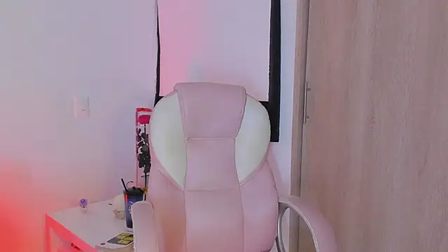 AnastaciaBlake online show from 11-14-25, 05:22