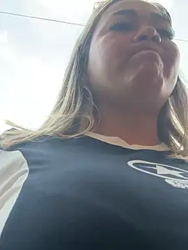 Danielavegax online show from 12-18-25, 05:06