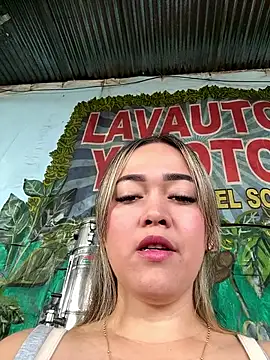 Danielavegax online show from 12-21-25, 03:14