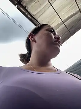 Danielavegax online show from 12-19-25, 07:49