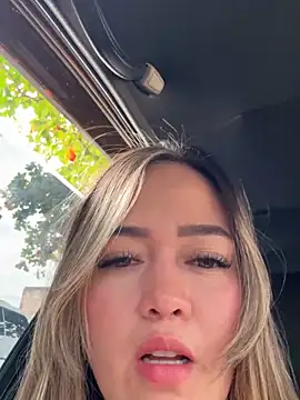 Danielavegax online show from 03-01-26, 04:29