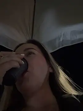 Danielavegax online show from 04-26-26, 02:42