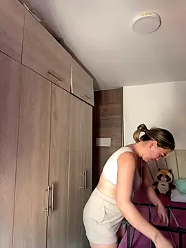 Danielavegax online show from 10-17-25, 09:27