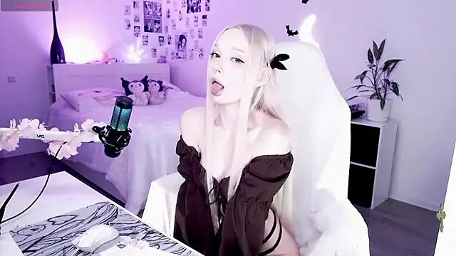babymisa online show from 06-19-26, 03:40
